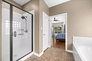 108 Thornwood Rd, Georgetown, TX 78628 - Photo 23