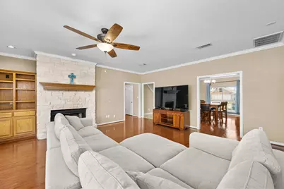108 Thornwood Road, Georgetown, TX 78628 - Photo 11