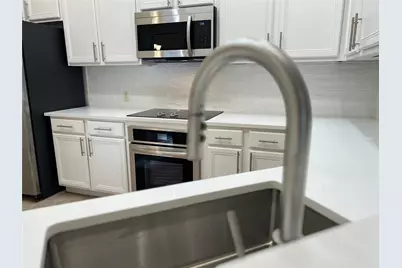 10 Troon Drive, Lakeway, TX 78738 - Photo 9