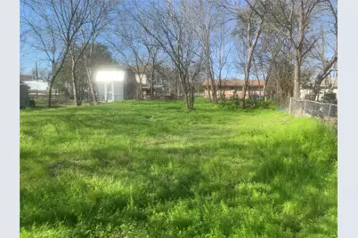 1622 Starcke Street, Seguin, TX 78155 - Photo 3