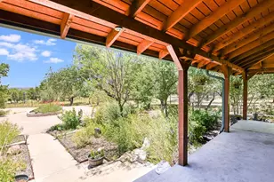 254 Middleton Rd, Spicewood, TX 78669 - Photo 3