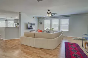 483 Quarter Ave, Buda, TX 78610 - Photo 5