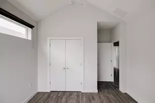 801 N Bluff Dr, Austin, TX 78745 - Photo 23