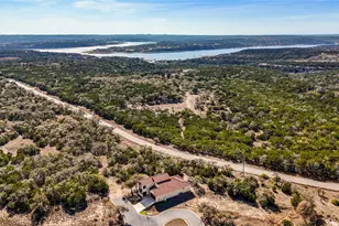 19129 Camelot Woods Cove, Lago Vista, TX 78645 - Photo 35