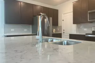 109 Crimson Ln, Kyle, TX 78640 - Photo 7