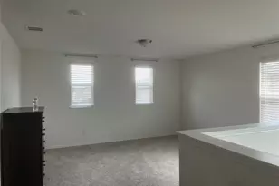 109 Crimson Ln, Kyle, TX 78640 - Photo 9