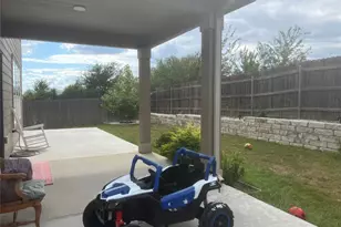 109 Crimson Ln, Kyle, TX 78640 - Photo 29