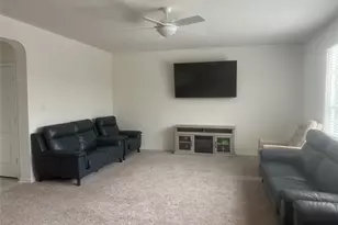 109 Crimson Ln, Kyle, TX 78640 - Photo 11