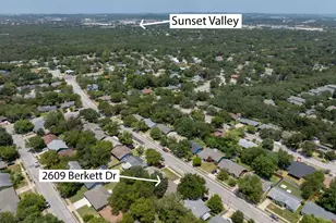 2609 Berkett Dr, Austin, TX 78745 - Photo 27