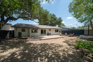2609 Berkett Dr, Austin, TX 78745 - Photo 21
