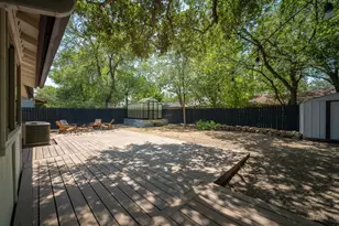 2609 Berkett Dr, Austin, TX 78745 - Photo 19