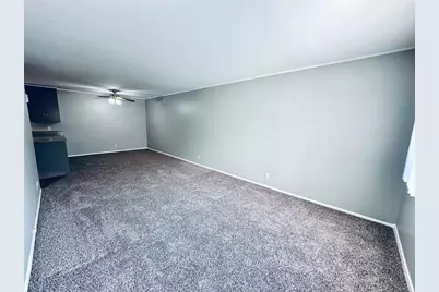 601 W 11th Street #127, Austin, TX 78701 - Photo 9