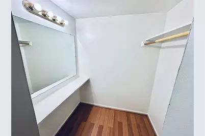 601 W 11th Street #127, Austin, TX 78701 - Photo 17