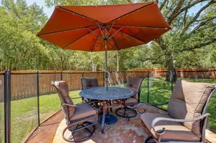 170 Oak Creek Cir, Luling, TX 78648 - Photo 37