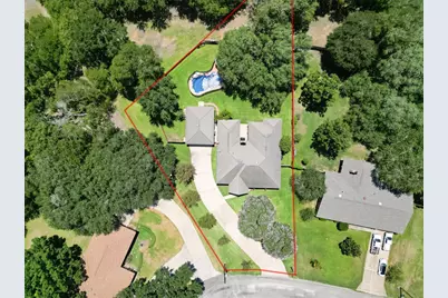 170 Oak Creek Circle, Luling, TX 78648 - Photo 7