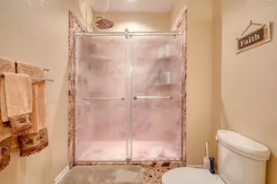 170 Oak Creek Cir, Luling, TX 78648 - Photo 27