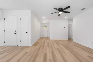 1001 W 17th St, Georgetown, TX 78626 - Photo 9
