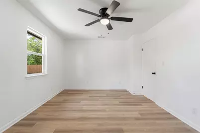 1001 W 17th Street, Georgetown, TX 78626 - Photo 17