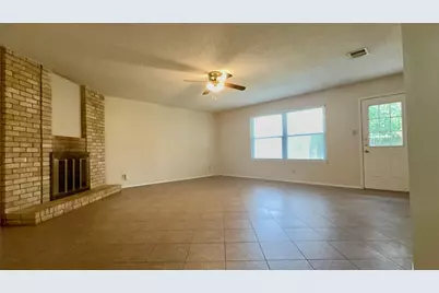 1213 Kenyon Drive, Austin, TX 78745 - Photo 3