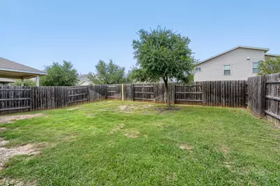 8106 Dampton Lane, Austin, TX 78744 - Photo 27