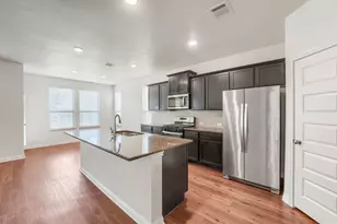 8106 Dampton Ln, Austin, TX 78744 - Photo 9