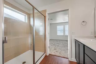 8106 Dampton Ln, Austin, TX 78744 - Photo 19