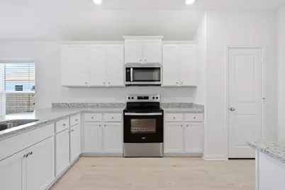 245 W Luna Blue Lane, Jarrell, TX 76537 - Photo 3