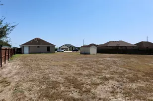 1041 Pasto Dr, Los Fresnos, TX 78566 - Photo 17