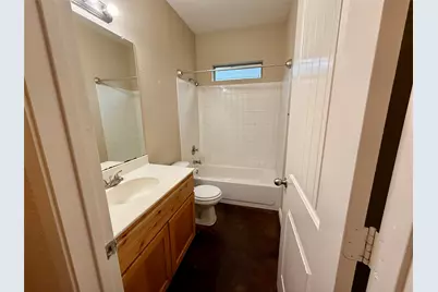 124 Flat Creek Drive, Waco, TX 76706 - Photo 9