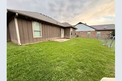 124 Flat Creek Drive, Waco, TX 76706 - Photo 13