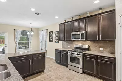100 Sandy Lyle Cove, Round Rock, TX 78664 - Photo 11