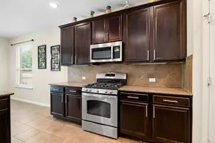 100 Sandy Lyle Cove, Round Rock, TX 78664 - Photo 11