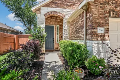 616 Pheasant Hill Lane, Georgetown, TX 78628 - Photo 3