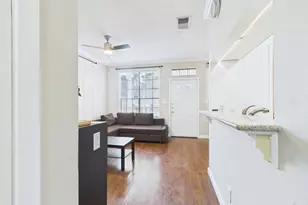 2300 Leon St, Austin, TX 78705 - Photo 9