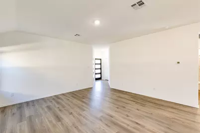 318 Canley Loop, Hutto, TX 78634 - Photo 5
