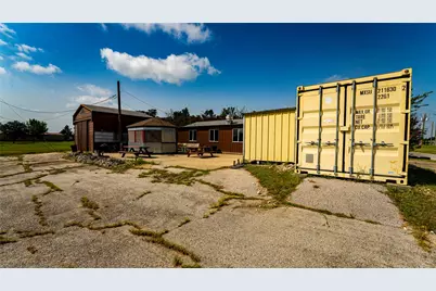 109 E 2nd Street, Rockdale, TX 76567 - Photo 27