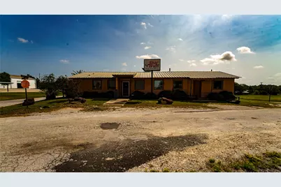 109 E 2nd Street, Rockdale, TX 76567 - Photo 5