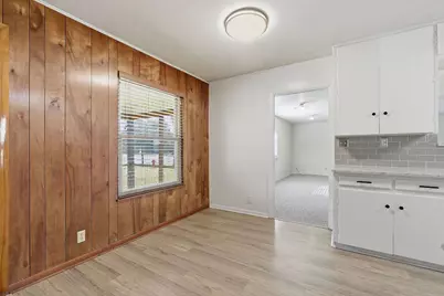 811 Nixon Street, Lockhart, TX 78644 - Photo 5