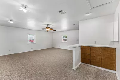 811 Nixon Street, Lockhart, TX 78644 - Photo 17