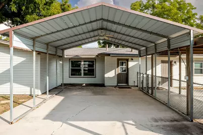 811 Nixon Street, Lockhart, TX 78644 - Photo 39