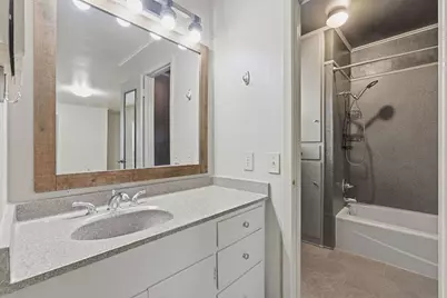 811 Nixon Street, Lockhart, TX 78644 - Photo 15