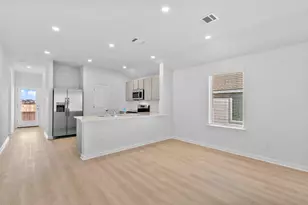 129 Hatari Trl, Jarrell, TX 76537 - Photo 9