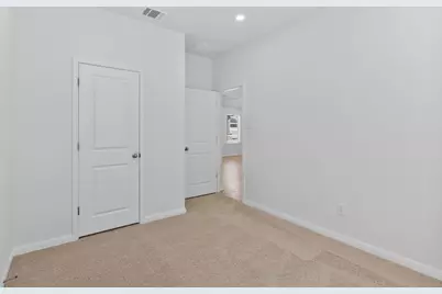 129 Hatari Trail, Jarrell, TX 76537 - Photo 11