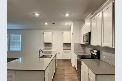 223 Chickasaw Lane, Hutto, TX 78634 - Photo 5