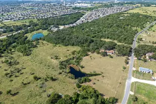 333 Co Rd 166, Georgetown, TX 78626 - Photo 23