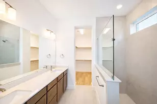 908 Prominence Wy, Leander, TX 78641 - Photo 5