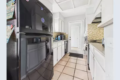 3111 Tom Green Street #305, Austin, TX 78705 - Photo 5