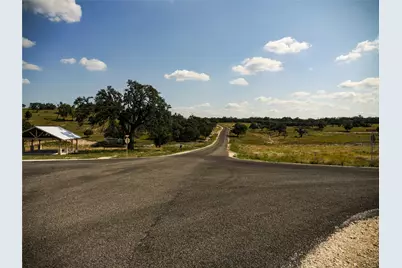 39 Buckskin Path, Fredericksburg, TX 78624 - Photo 15