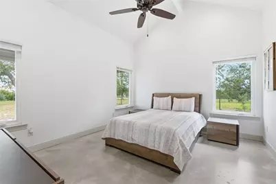 107 Longhorn Drive, Bastrop, TX 78602 - Photo 5