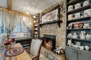 2704 Clarkdale Ln, Austin, TX 78757 - Photo 5